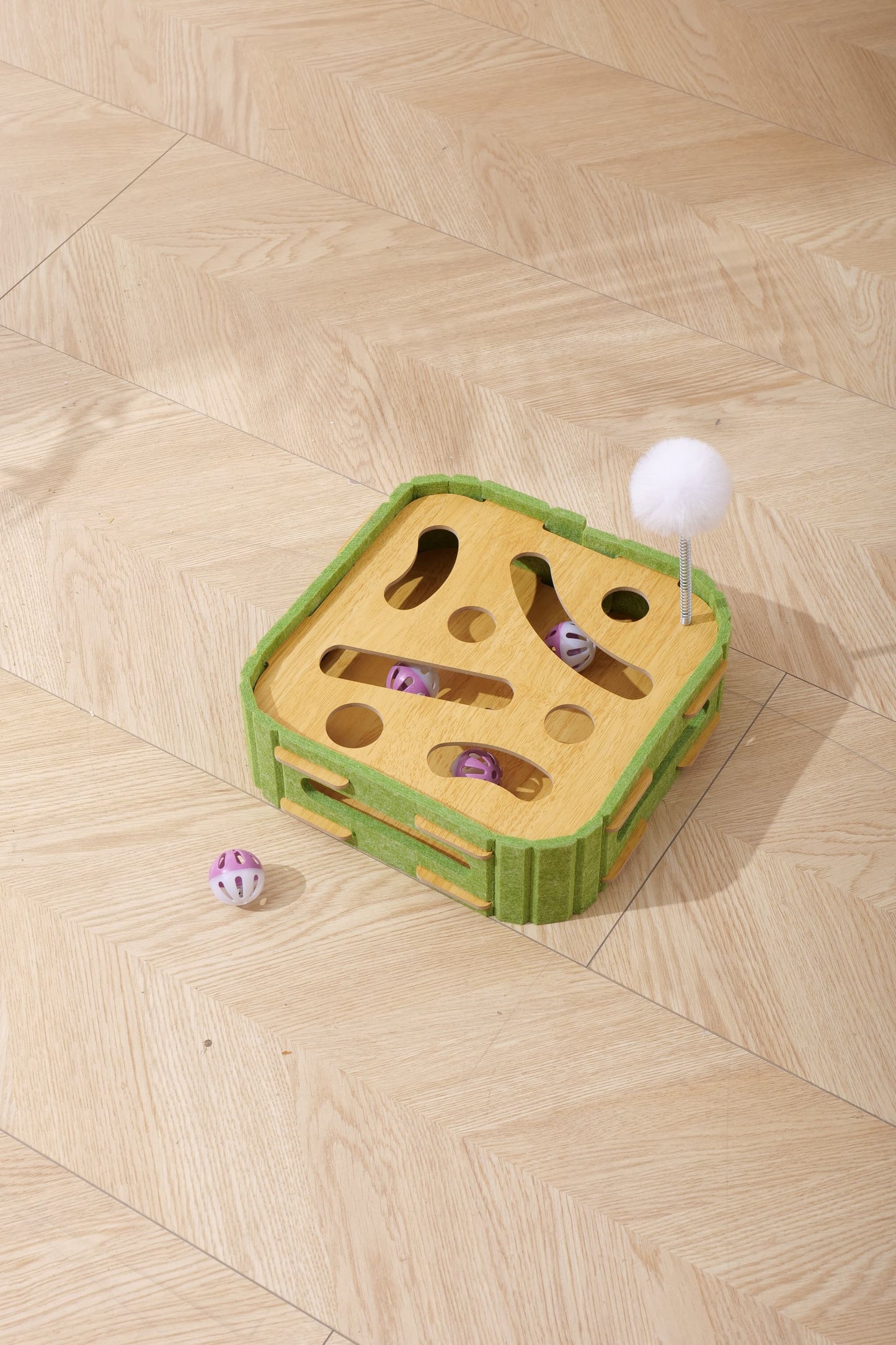 Cat Puzzle Toys Interactive Dancer Teasing Box with Squeaky Toys and Scratching Felt,Kitten Track Ball Toy for Indoor Cats Physical Exercise (Square,Puzzle Box with Cat Post)